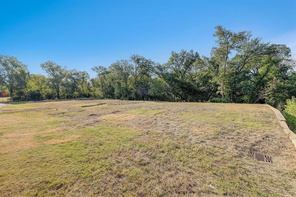 6724 Starbuck Drive Property Photo 13
