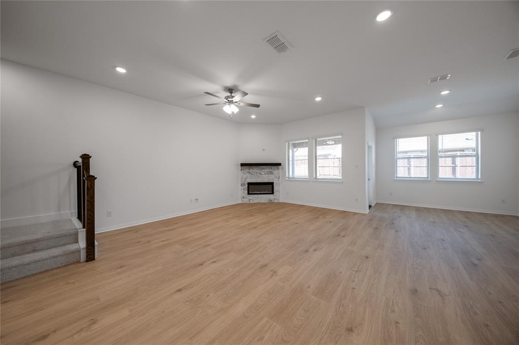 3921 Jasper Lane Property Photo 6