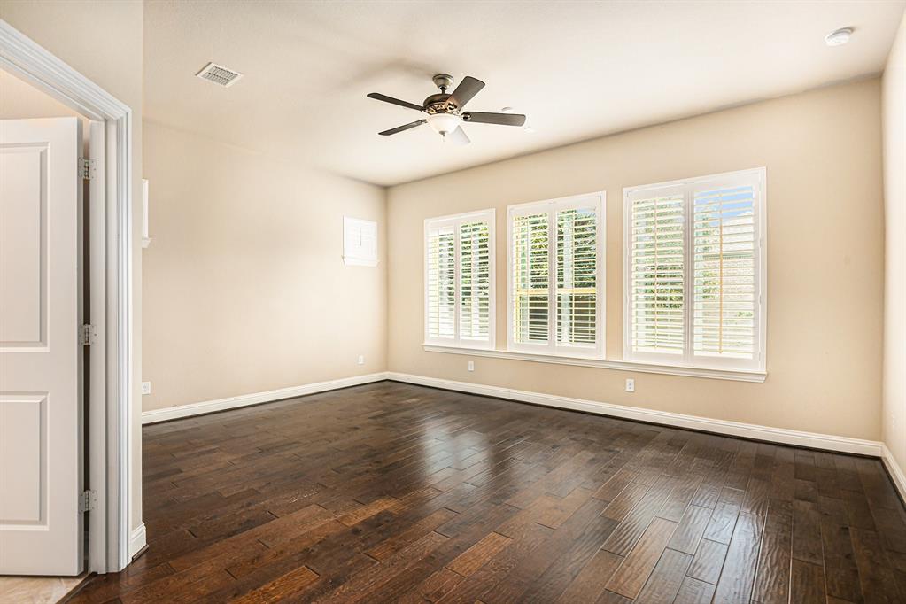 204 Lilypad Bend Property Photo 19