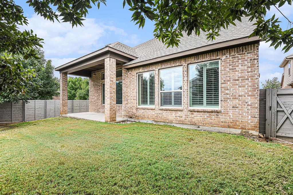 204 Lilypad Bend Property Photo 28