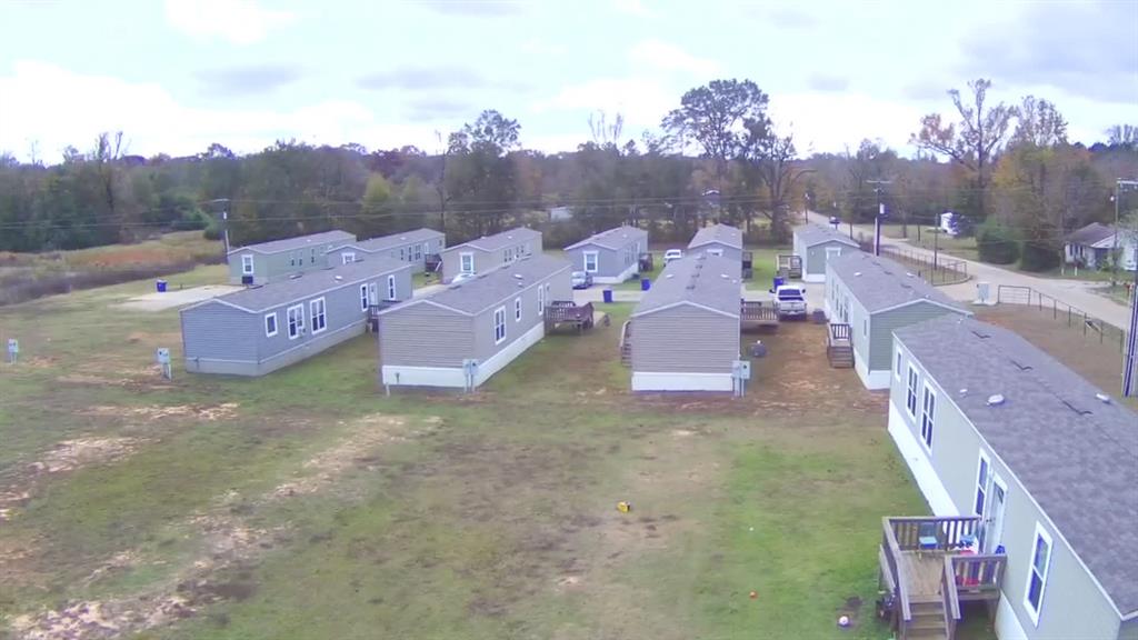 500 Willow Lane Property Photo 1