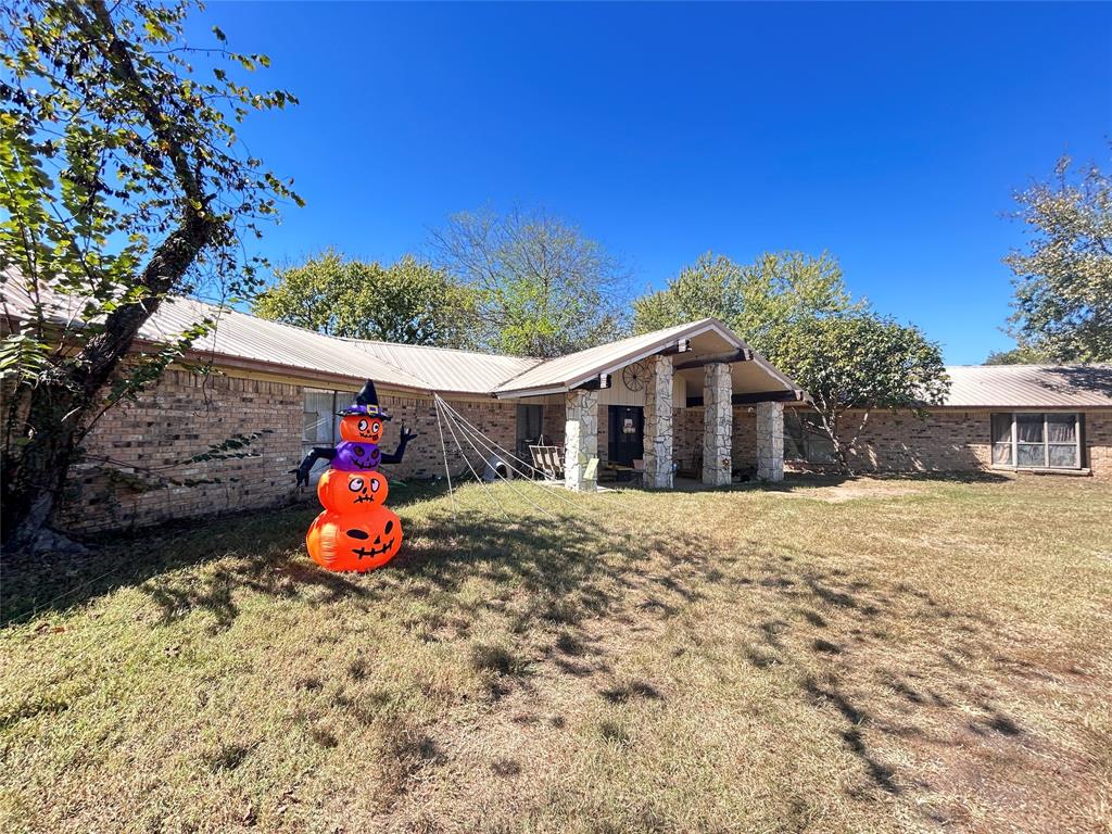 1816 County Road 2386