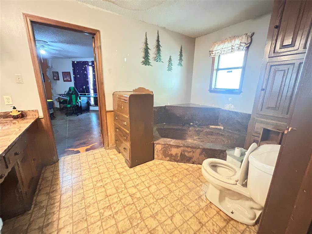 1816 County Road 2386 Property Photo 19