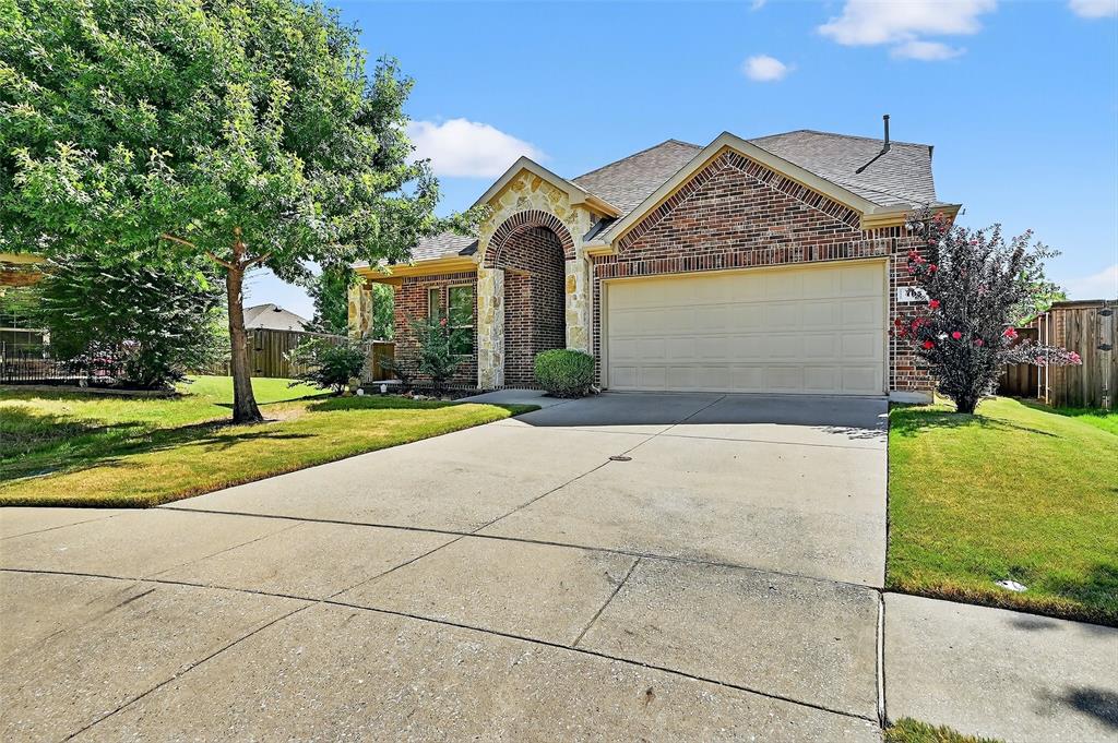 405 Roger Graves Circle Property Photo 2
