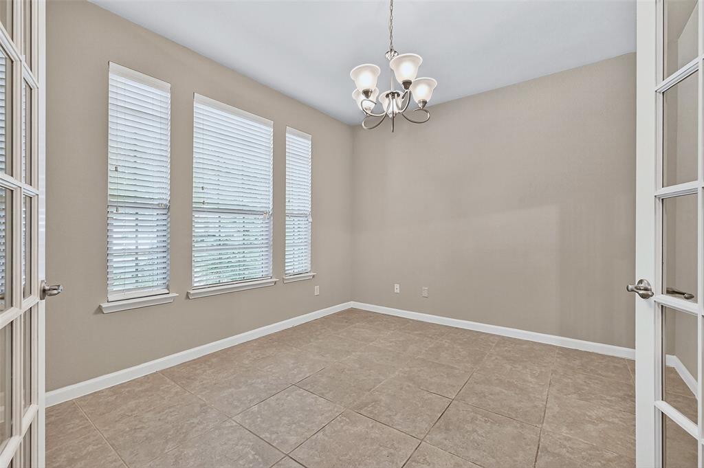 405 Roger Graves Circle Property Photo 5