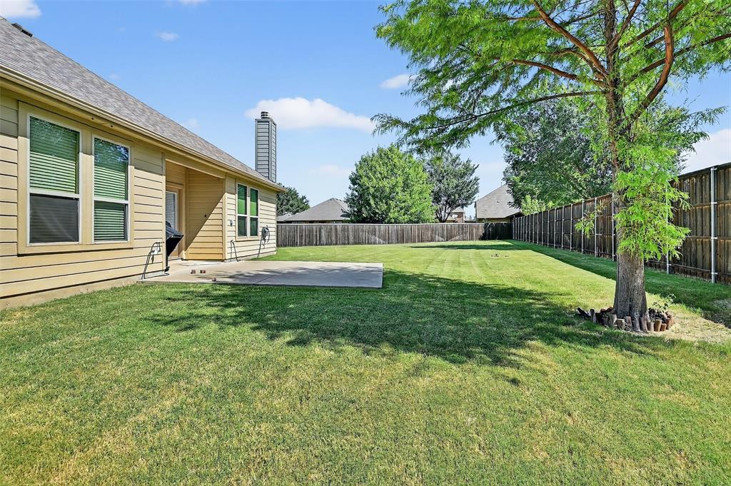 405 Roger Graves Circle Property Photo 32