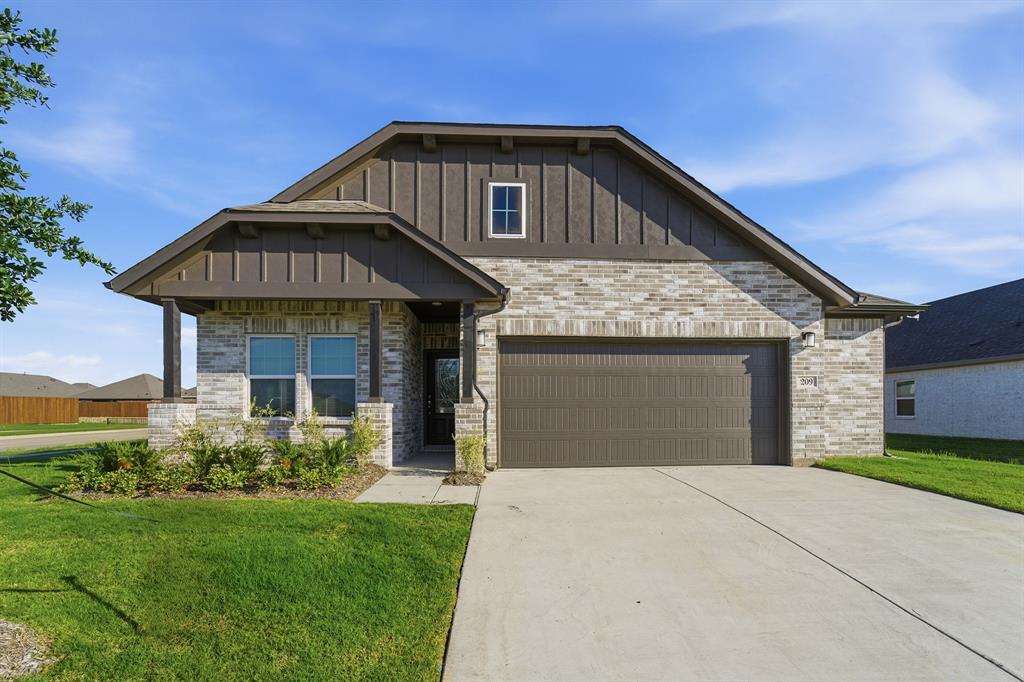 209 Charismatic Road Property Photo 1
