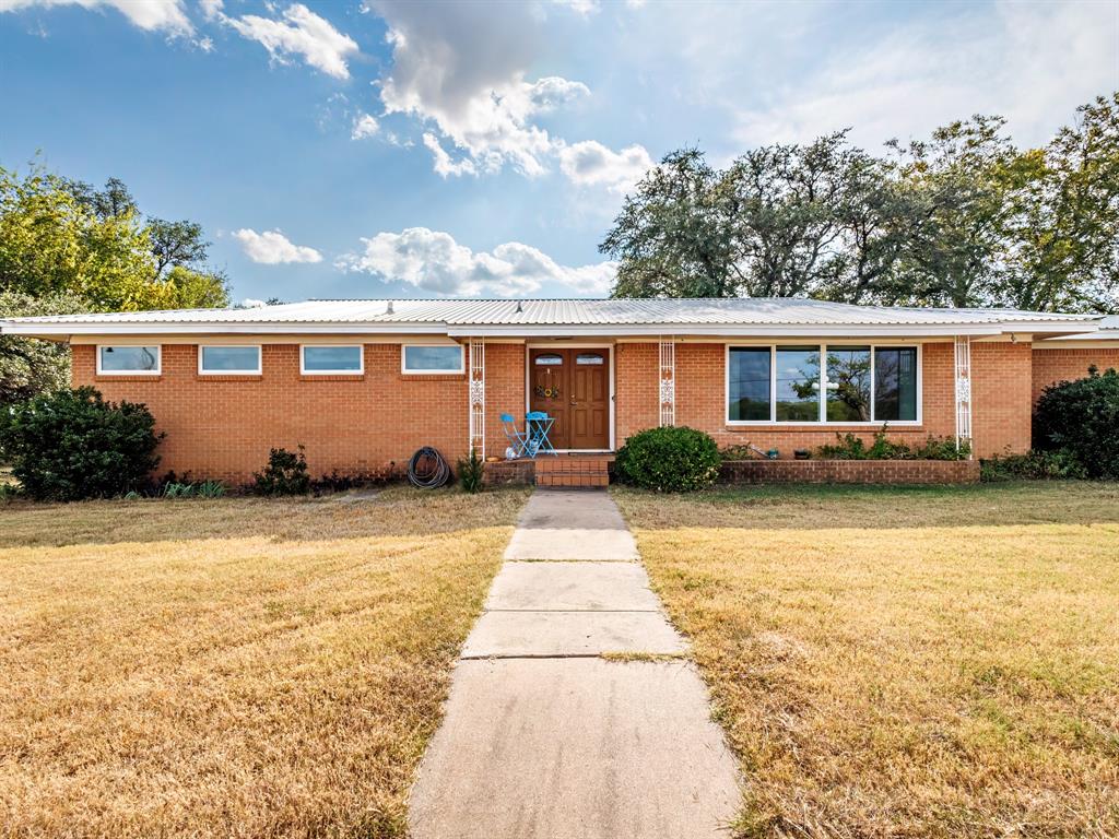 601 Garmon Drive Property Photo 1