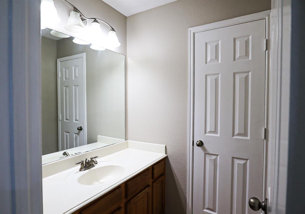 2000 New Braunfels Property Photo 31