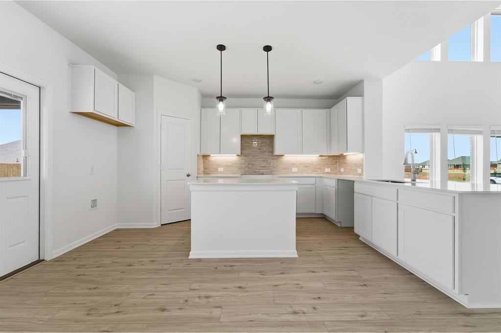 228 Charismatic Road Property Photo 11