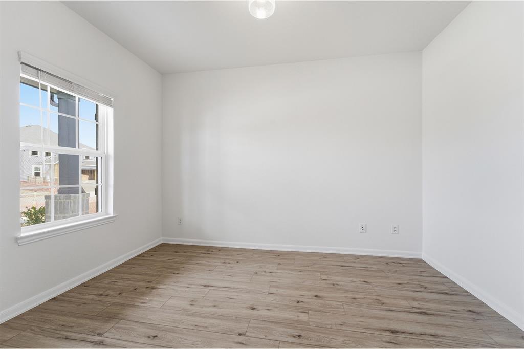228 Charismatic Road Property Photo 17