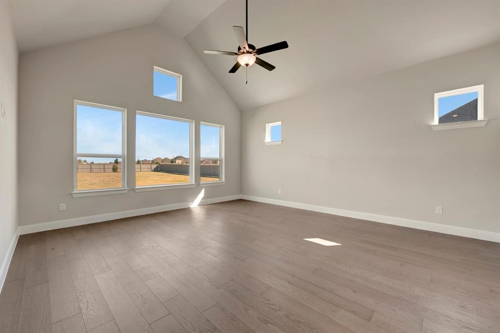 2108 Roaming Trail Property Photo 28