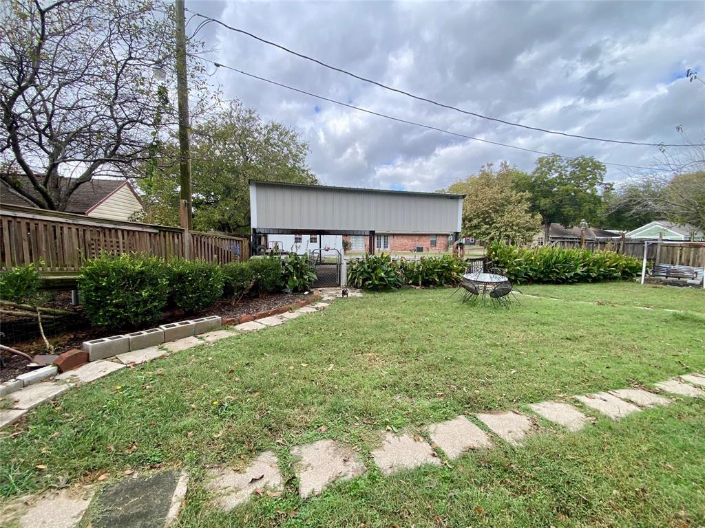 407 E Main Street Property Photo 13