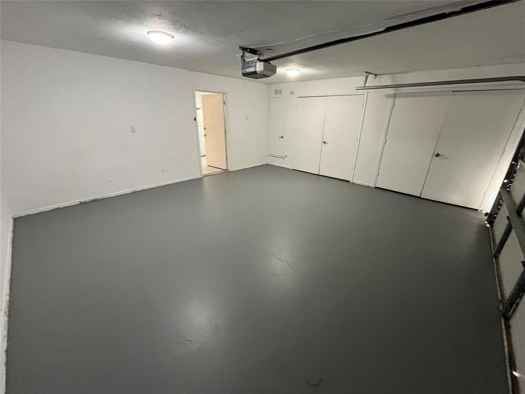 415 Towne House Lane Property Photo 14