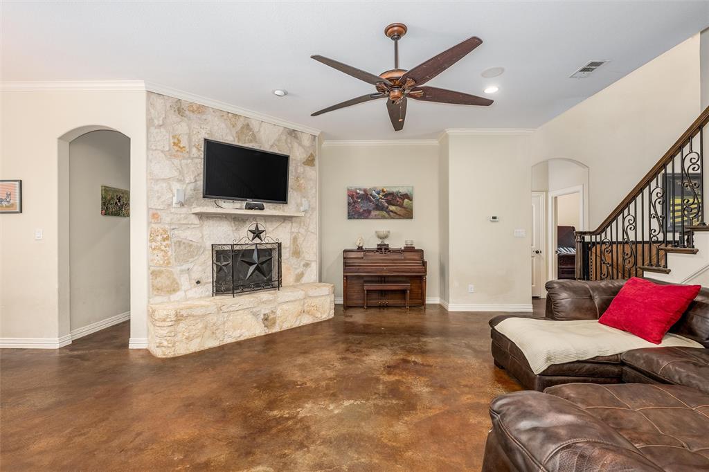5033 Brook Lane Property Photo 9