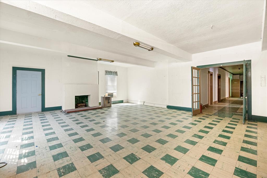 301 Ne Barnard Street Property Photo 7