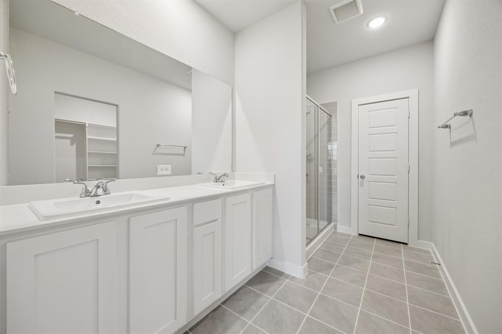 7624 Kingfisher Road Property Photo 18