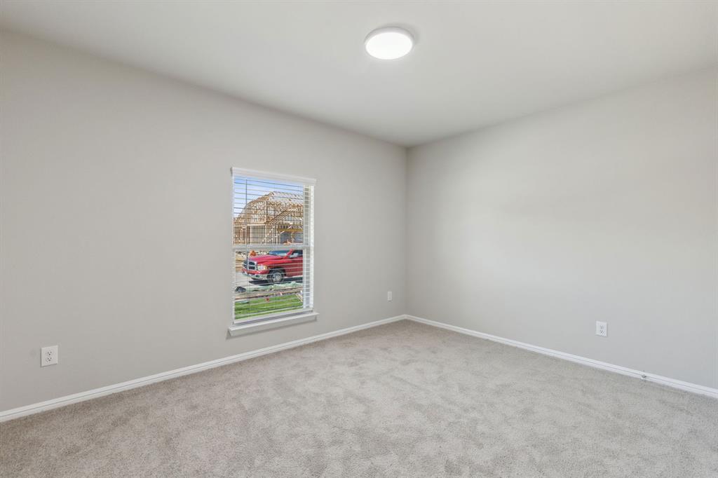 7620 Kingfisher Road Property Photo 28