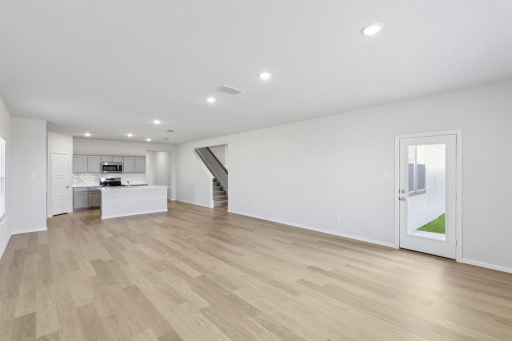7628 Kingfisher Road Property Photo 11