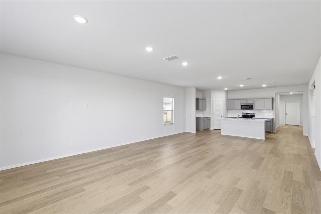 7628 Kingfisher Road Property Photo 14