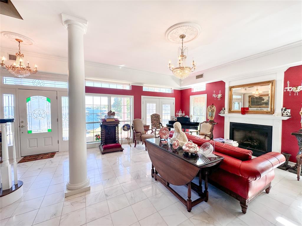 10637 Circle Point Property Photo 13
