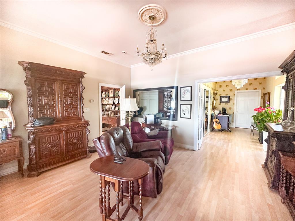 10637 Circle Point Property Photo 28