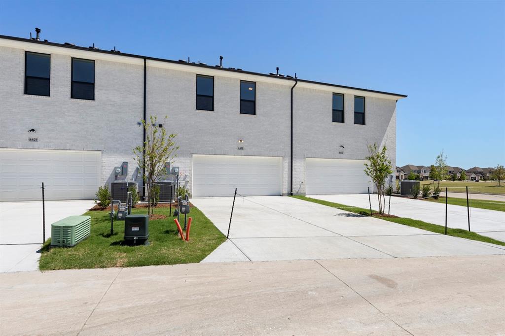 4433 Flowerpot Drive Property Photo 27