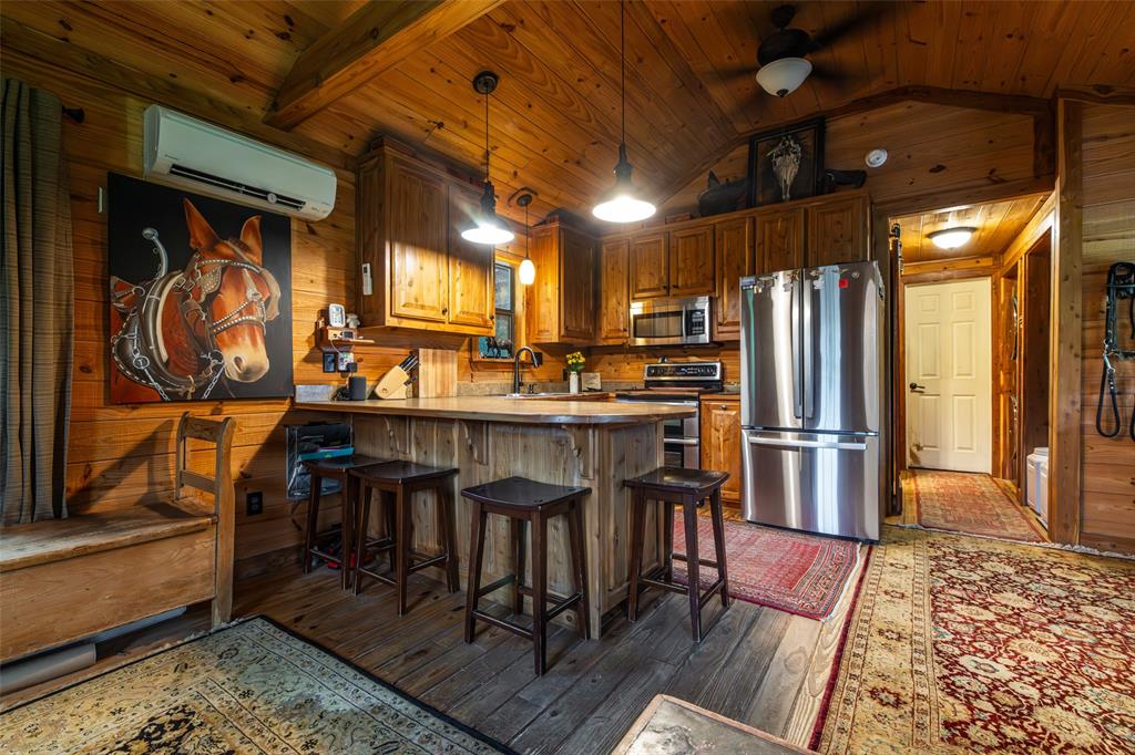 7111 Fm 2339 Property Photo 4
