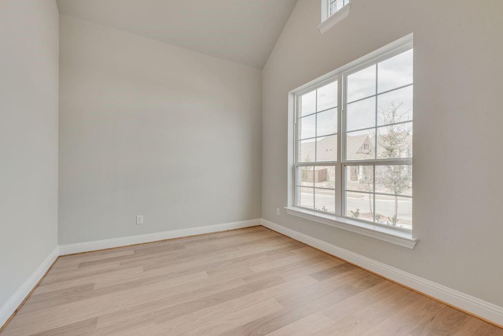 1259 Calebria Way Property Photo 15