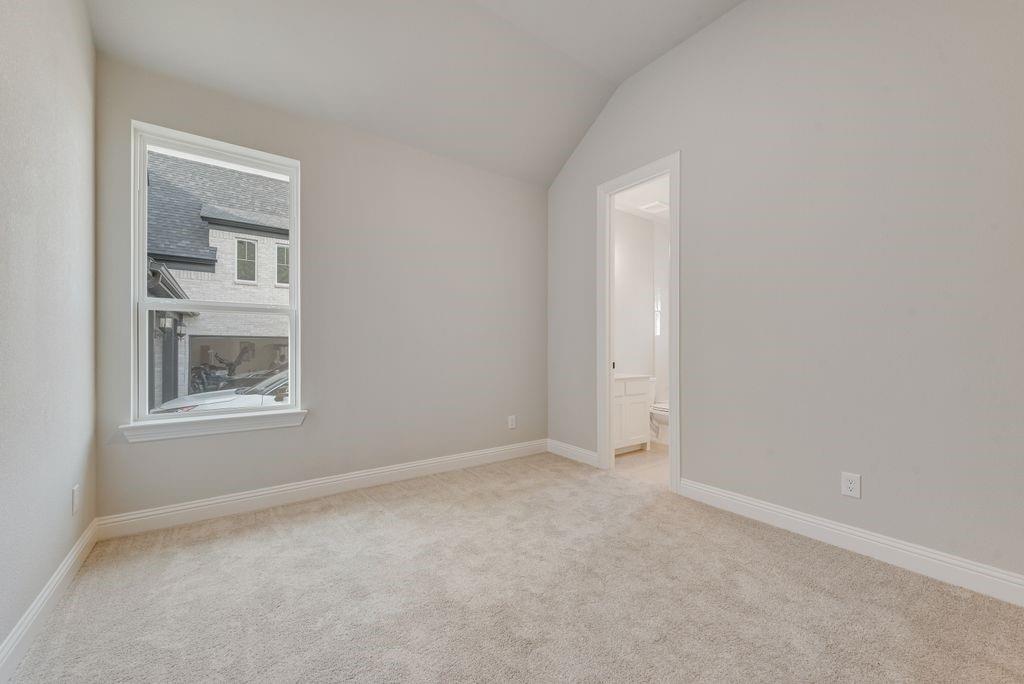 1259 Calebria Way Property Photo 25