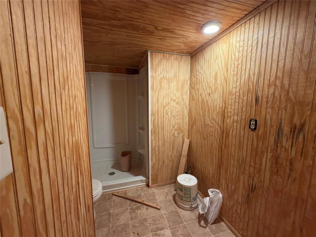 12211 Fm 765 Property Photo 23