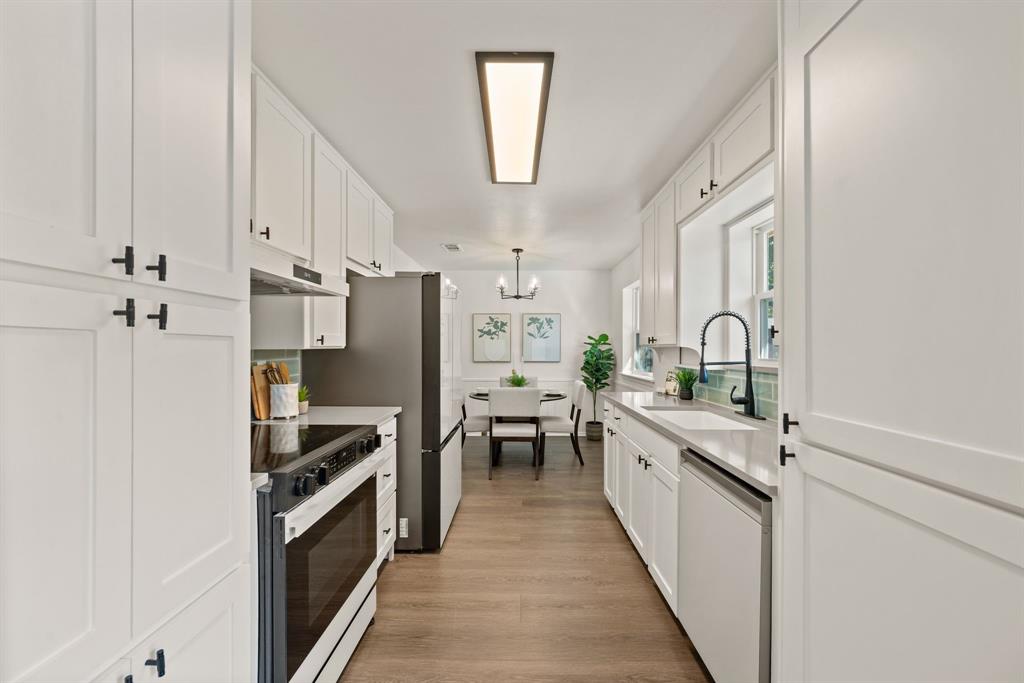 1000 Madrid Street Property Photo 2