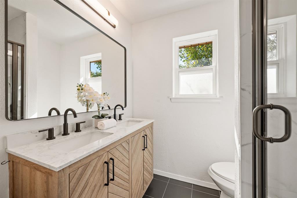 1000 Madrid Street Property Photo 5