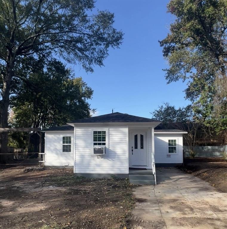 3003 Anthony Drive Property Photo 1