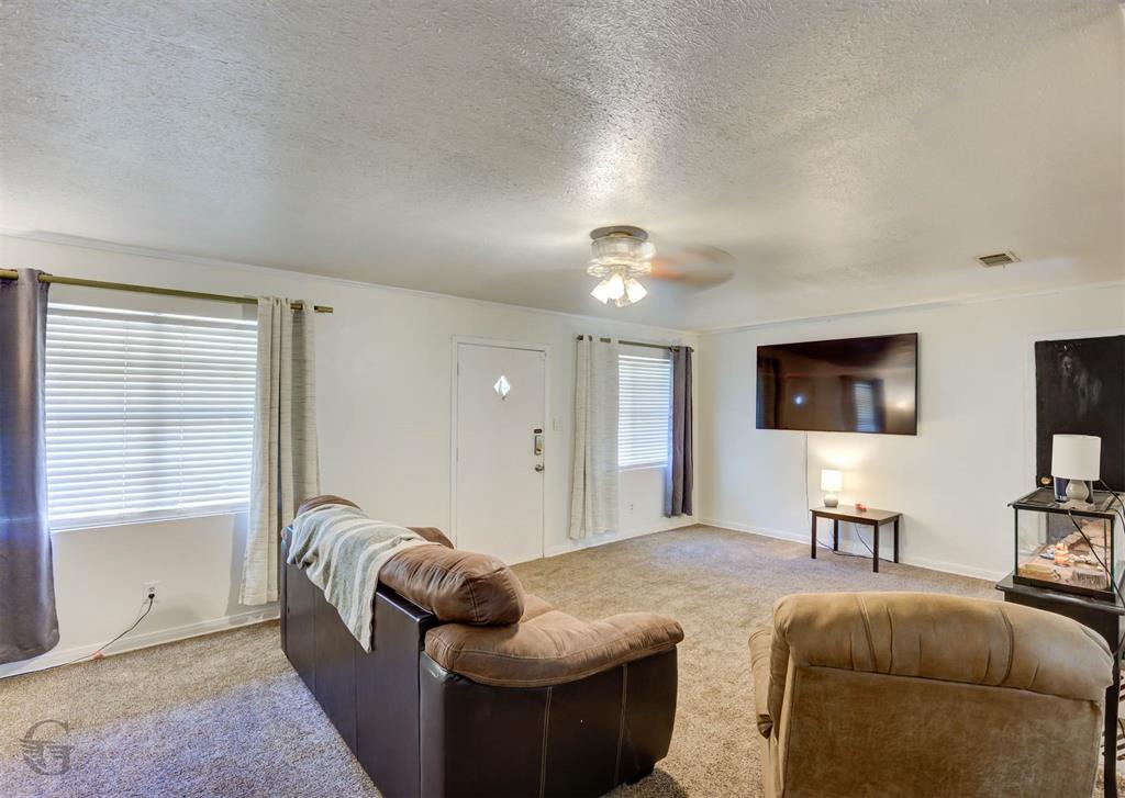 1408 Azalea Street Property Photo 5