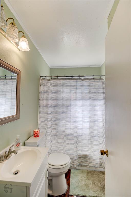 1408 Azalea Street Property Photo 10