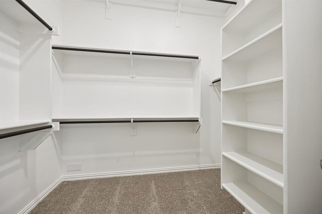 3941 Lakefield Drive Property Photo 7