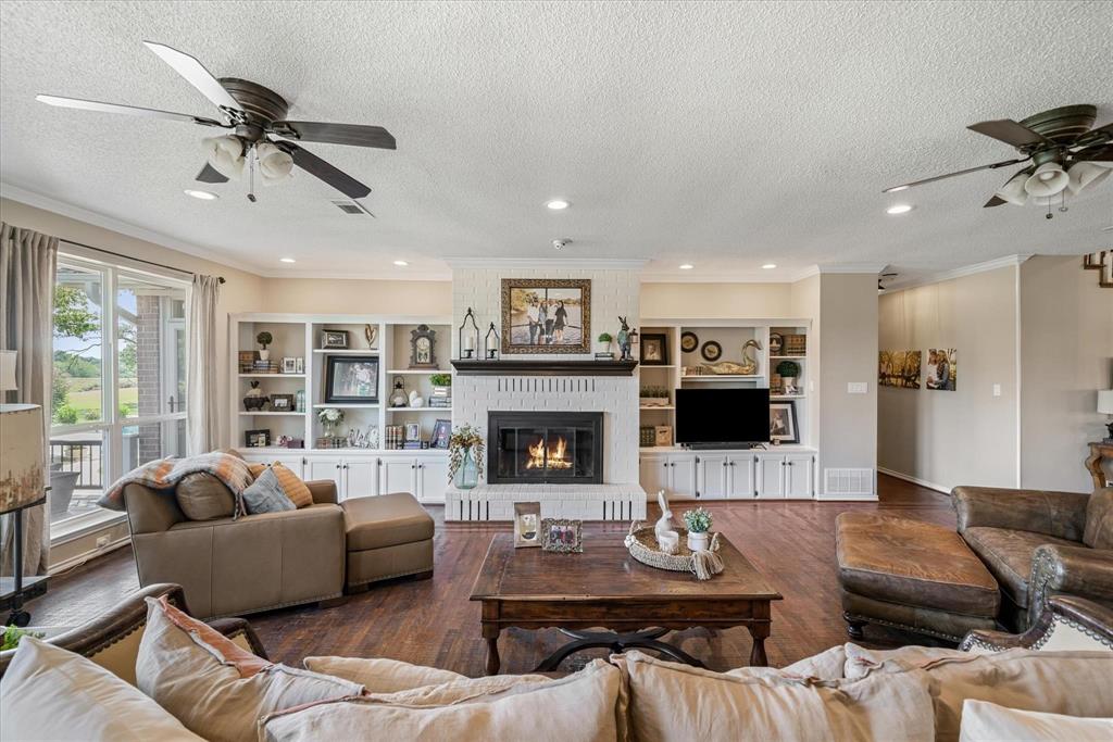 2523 Fm 90 Property Photo 18