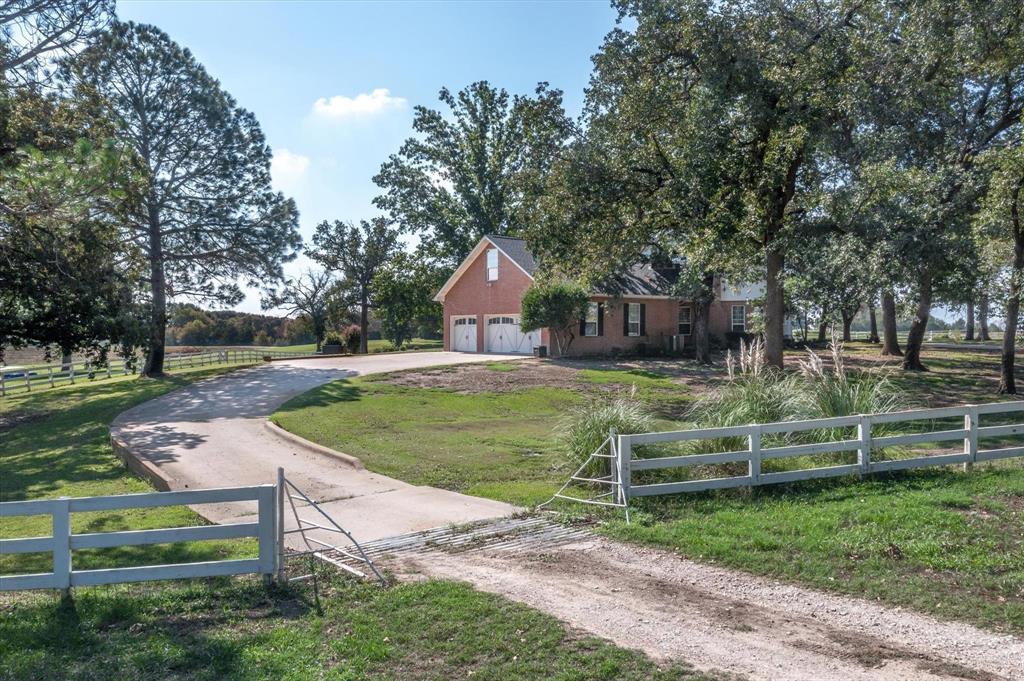 2523 Fm 90 Property Photo 37