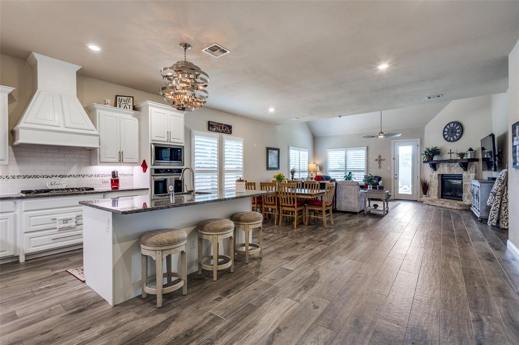 7701 Caddo Cove Property Photo 6