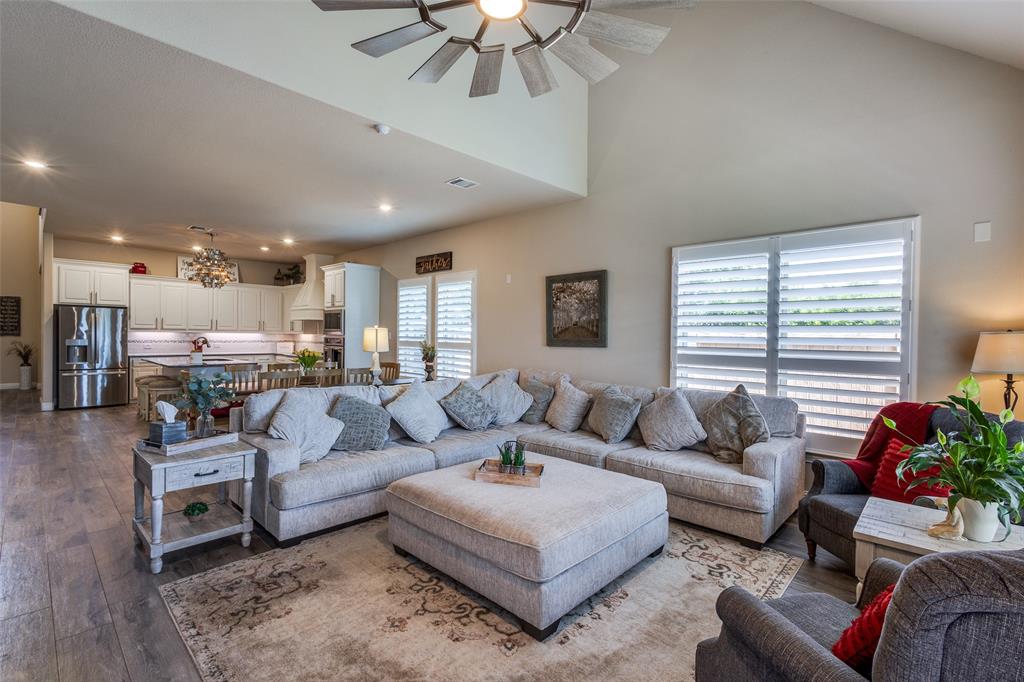 7701 Caddo Cove Property Photo 10