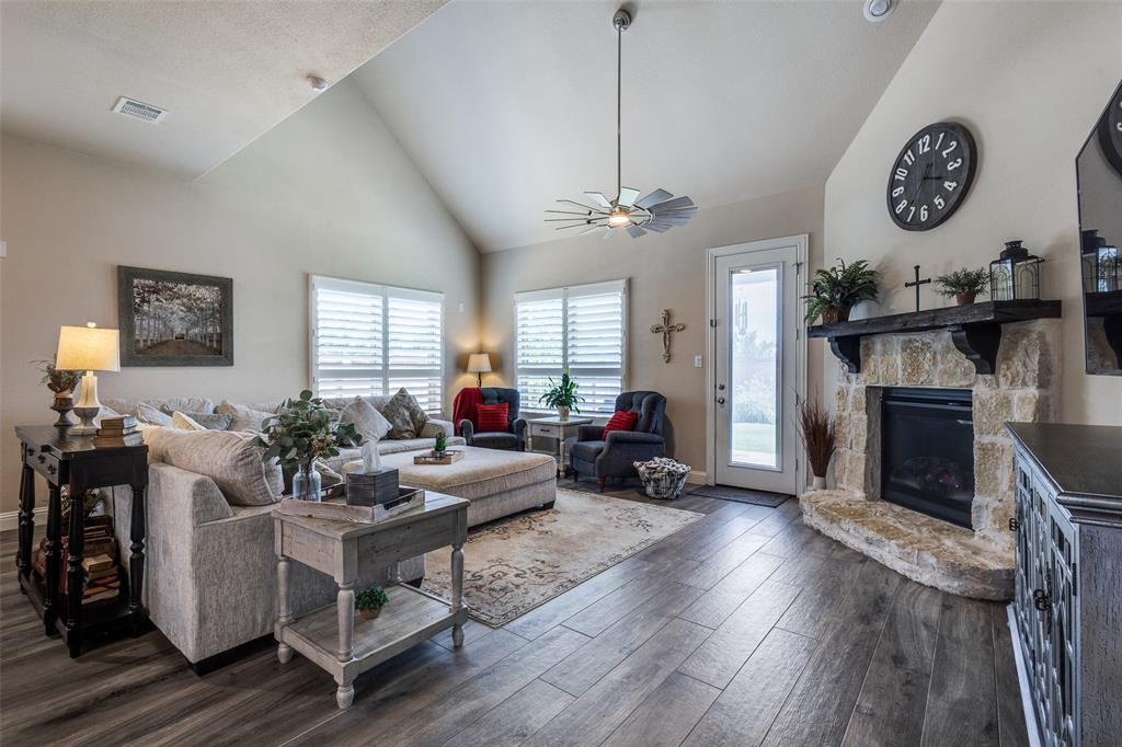 7701 Caddo Cove Property Photo 12