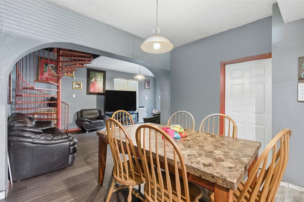 4611 Sylvester Street Property Photo 13