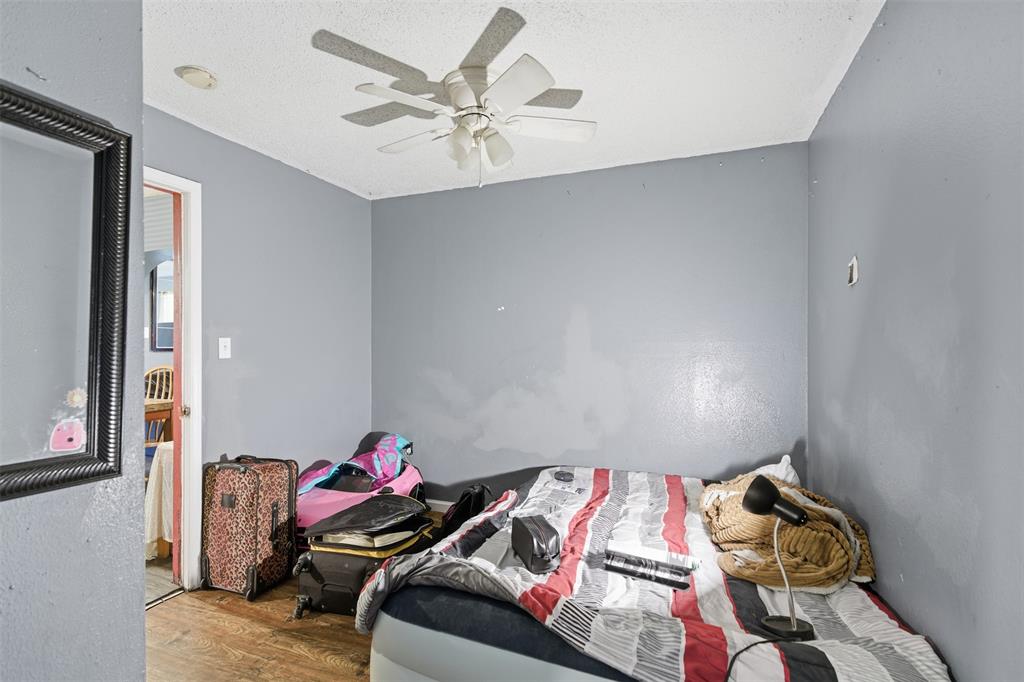4611 Sylvester Street Property Photo 16