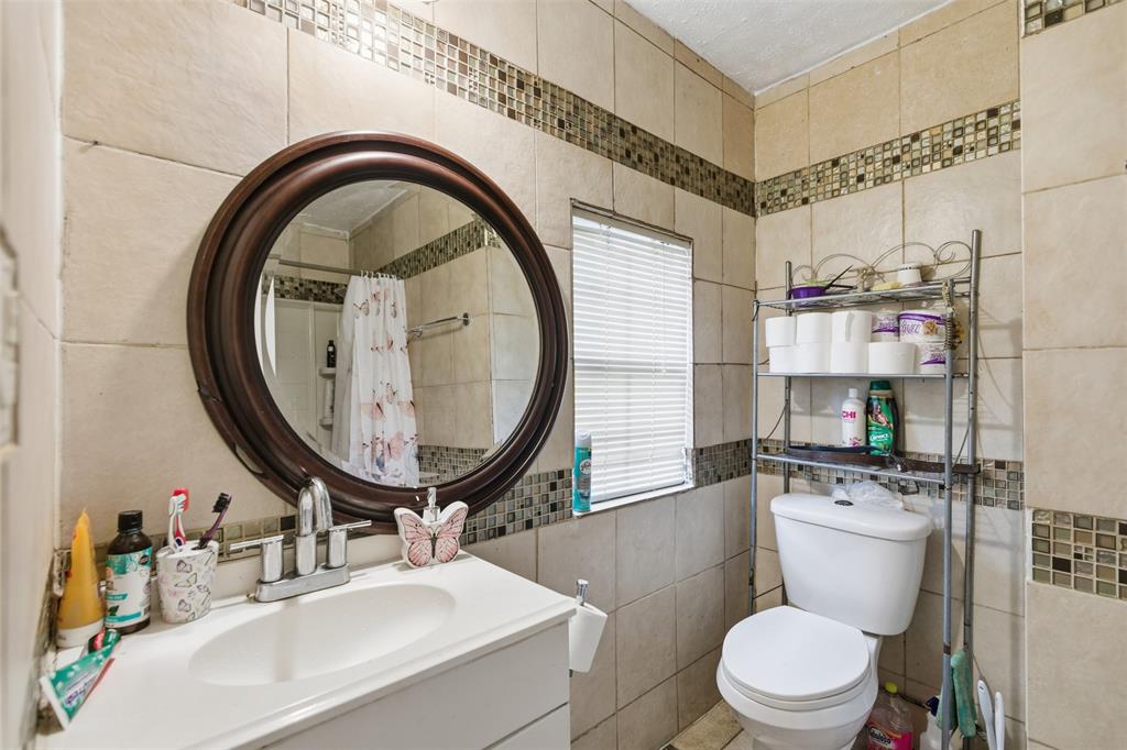 4611 Sylvester Street Property Photo 17