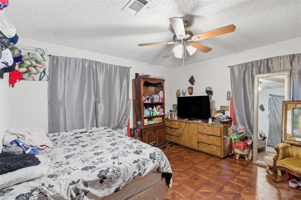 4611 Sylvester Street Property Photo 20