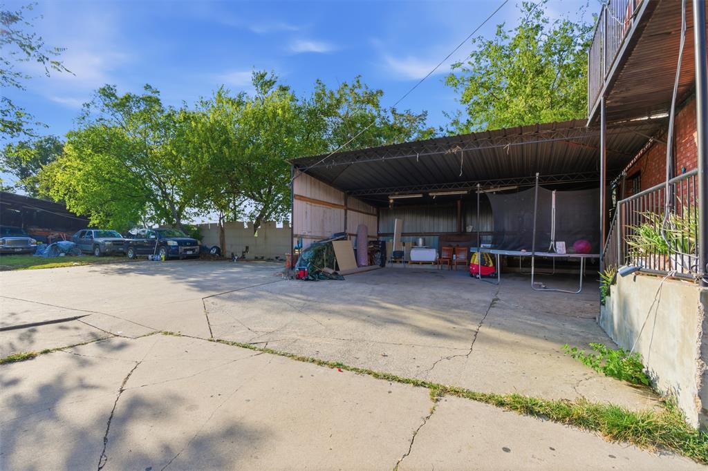 4611 Sylvester Street Property Photo 24