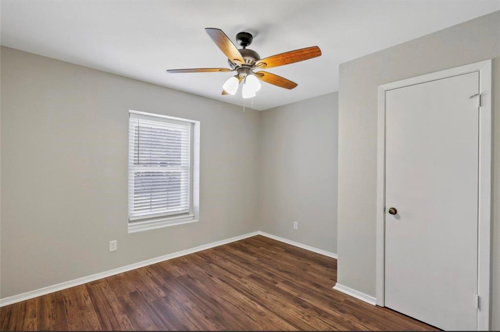 1300 Timbercrest Drive Property Photo 15