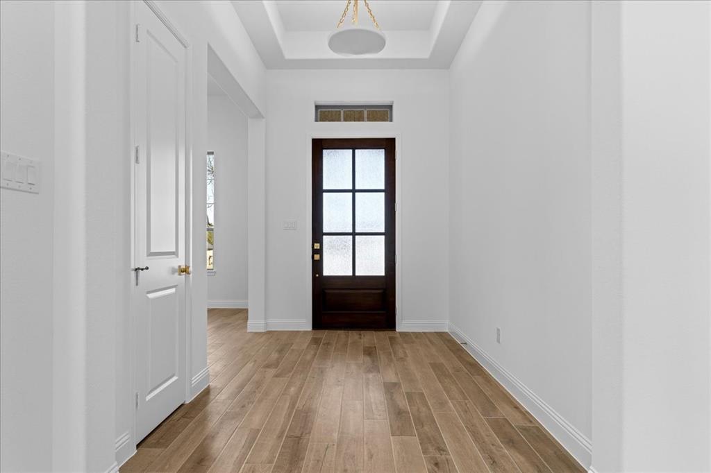 687 Bent Tree Lane Property Photo 3