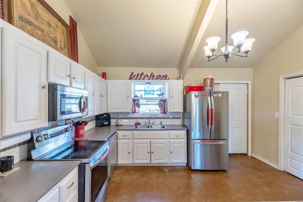 1502 Avenue N Property Photo 15